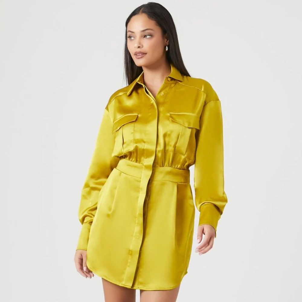 FOREVER 21 SATIN LOOK APPLE GREEN LONG SLEEVE BUTTON FRONT MINI DRESS SIZE M